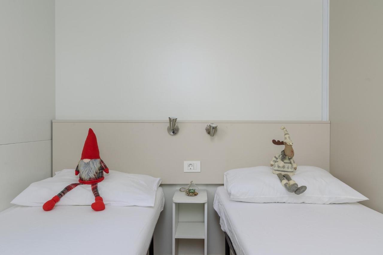 Salve Croatia Mobile Homes In Amadria Park Trogir Seget Vranjica Luaran gambar